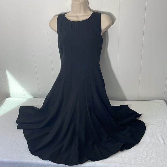 Calvin Klein Black Dress 6P Princess Seam Fit & Flare Sleeveless - Picture 2 of 15